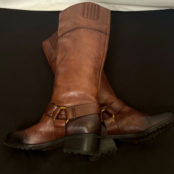 Lucky leather  boots - Picture 2 of 10